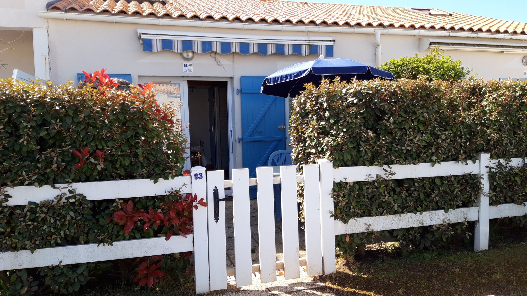 Maisonnette de vacances à la Grière dans Résidence avec piscine, accès direct plage, pour 4 personnes